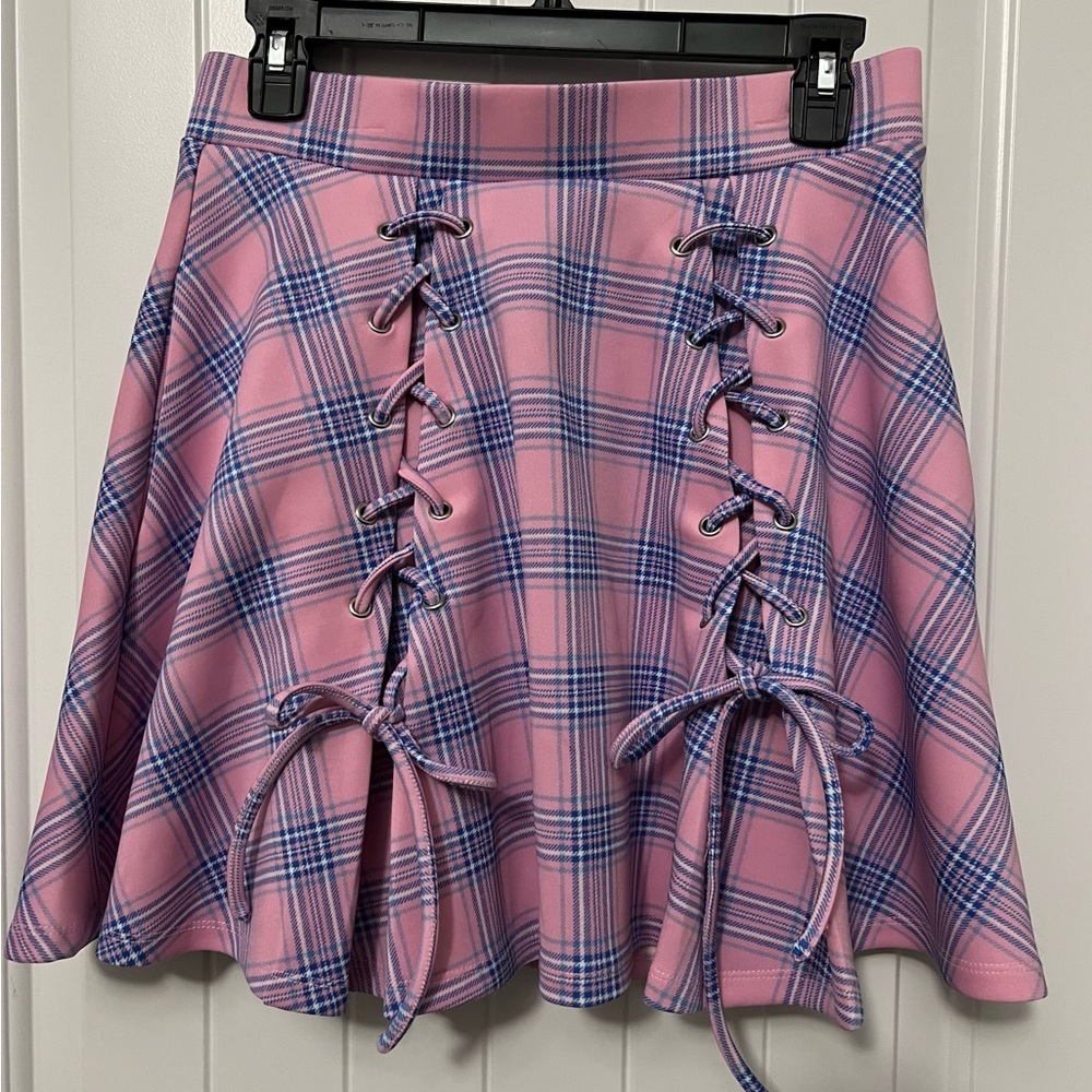 Hot Topic mini skirt
